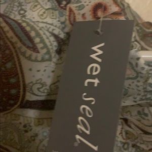 Long flowing shirts. Size large and Xlrg